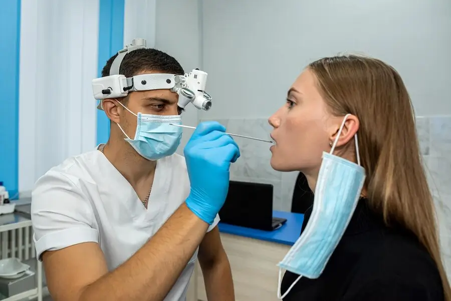 Ergonomic Loupes: Smart Choice for Dental Hygiene