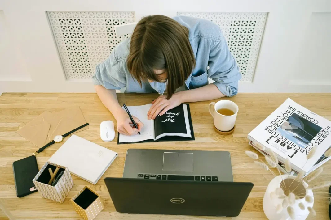 6 Tips for Utilizing Portable Office space