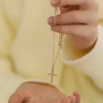 Guide to Selecting Authentic Gold Crucifix Necklaces