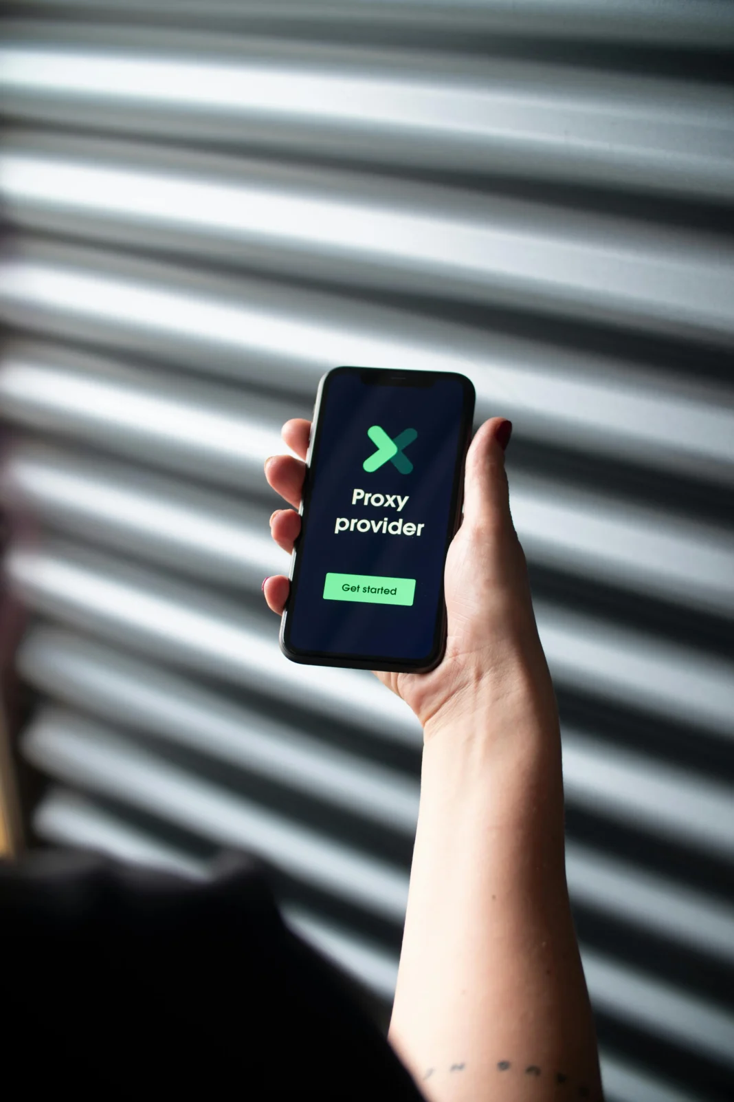 How to Choose the Right Proxy Provider for DuckDuckGo